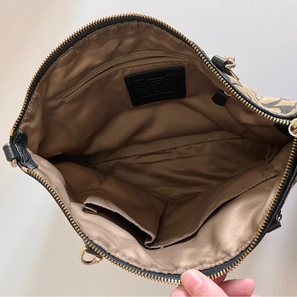 Coach purse - Picture 6 of 6